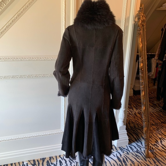 Black knee length reversible fur coat - Picture 4 of 5